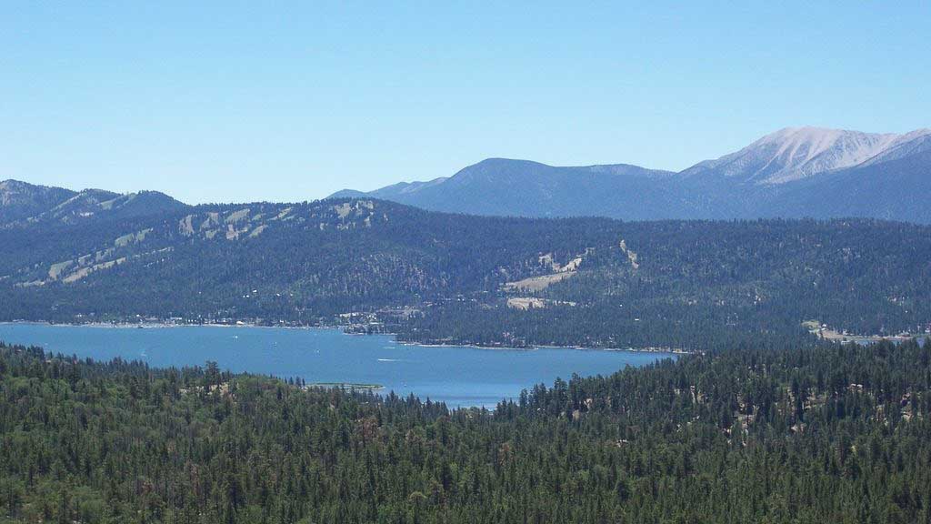 Big Bear Lake Doctor Dolittle, Space Jam and City of Angels went to high altitudes while on set.